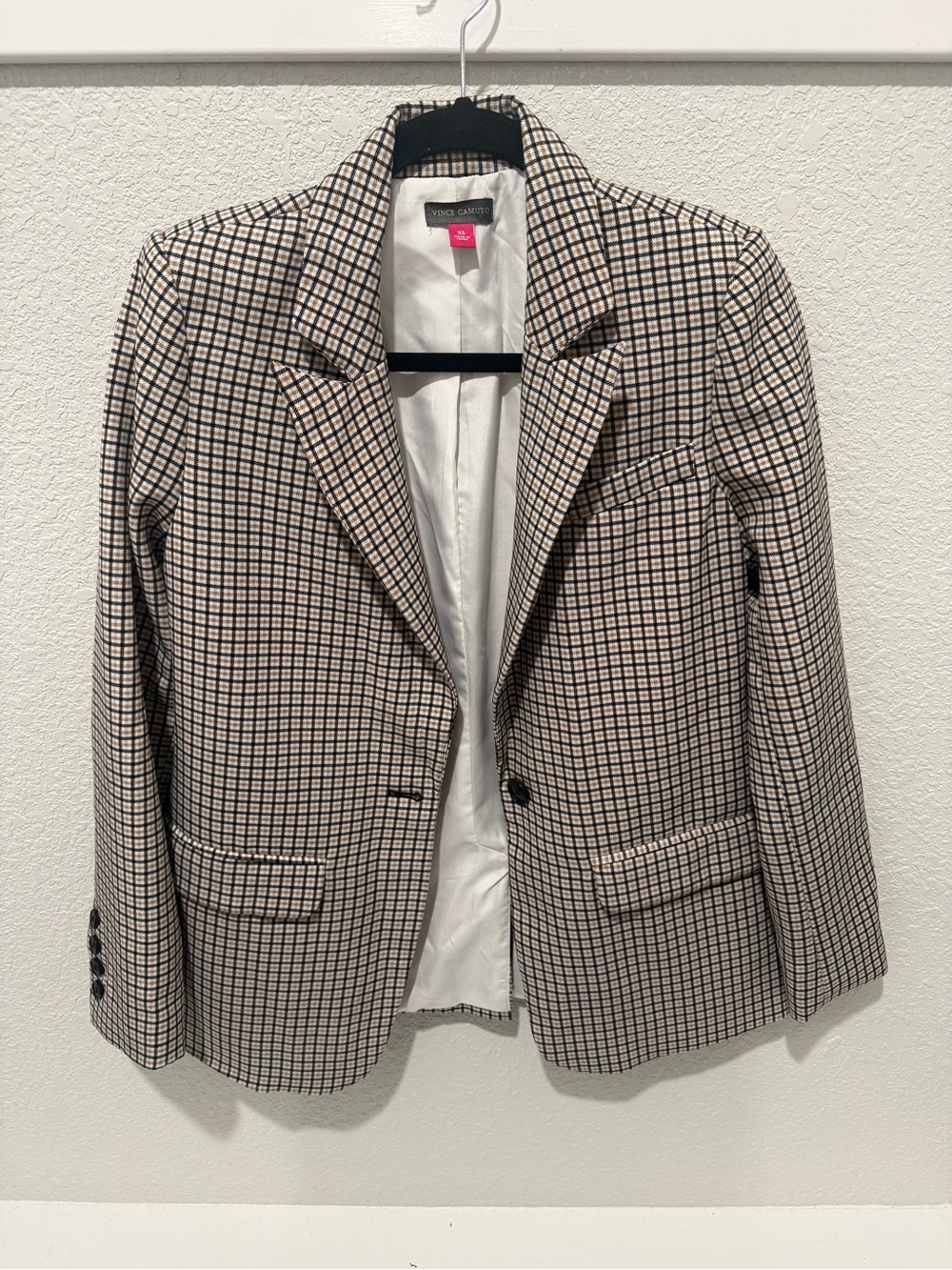 Vince Camuto Beige & Black Checked Blazer